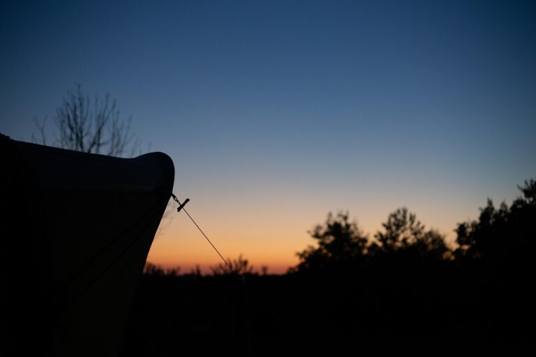 À Château-Gontier, lancez l&rsquo;été avec des stages d&rsquo;équitation, camping et artisanat fait main : inscriptions ouvertes !