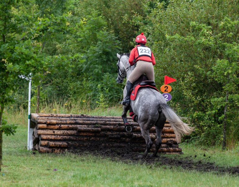 Équitation : Jeanne Rossez ambitionne un retour express au CCI après sa blessure